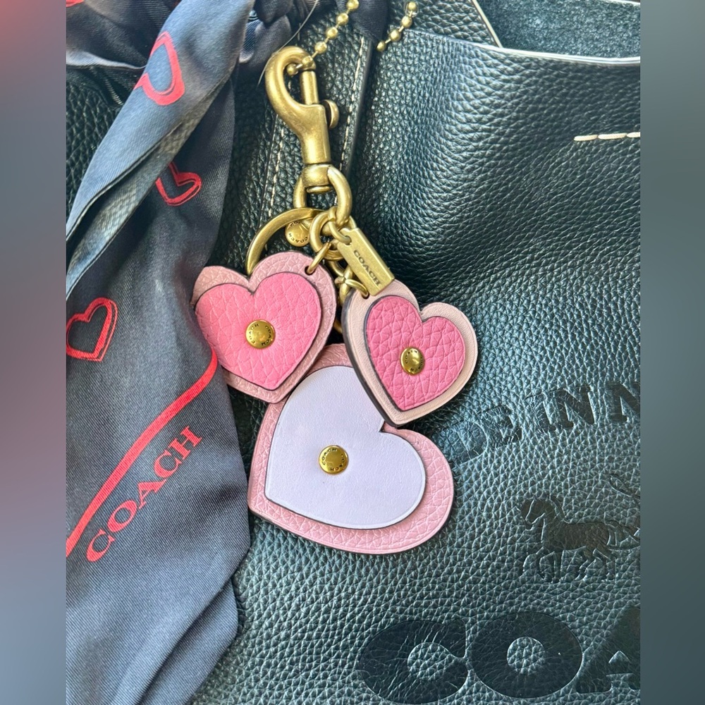 Coach Pink Heart Cluster Charm Key Charm only 1, Rare 💝💝💝